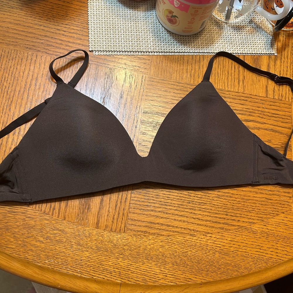 NWT Skims Wireless Chocolate Brown Bra